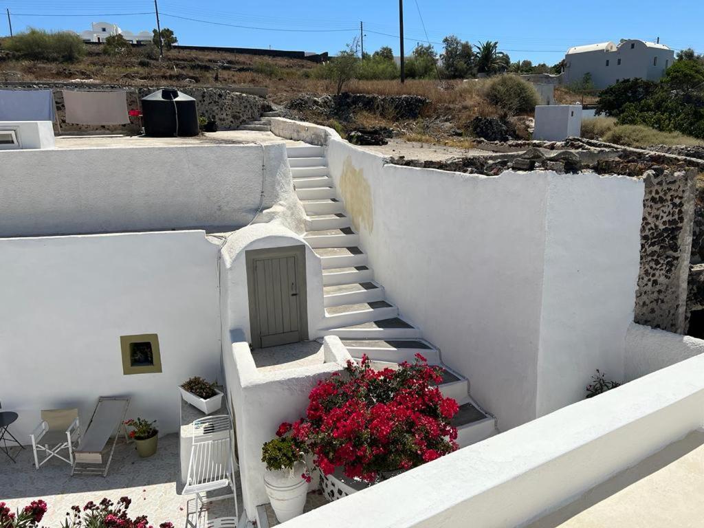 Palm Tree Hill Guest House Oía Exterior photo